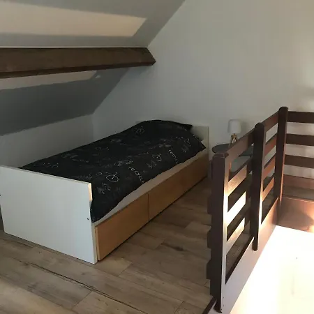 Duplex Agreable Et Spacieux 3 Chb Dont 1 Communicante Appartement *